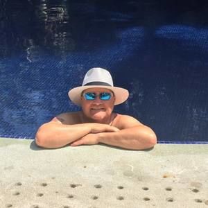 Meet your Posher, Steve